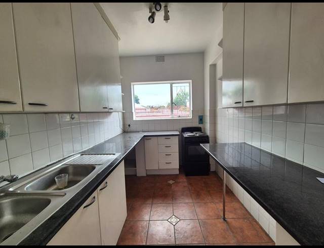 1 BEDROOM APARTMENT FOR SALE IN ALBERTON NORTH